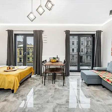 شقة Lumina Comfy Near The Railway Station *