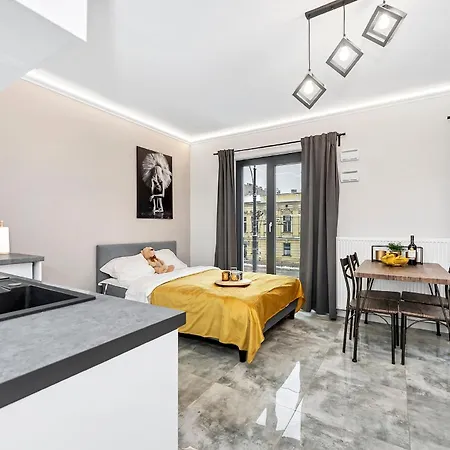 Lumina Comfy Near The Railway Station