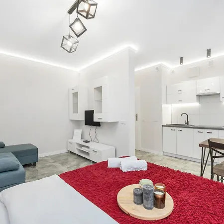 Lumina Comfy Near The Railway Station Apartment *