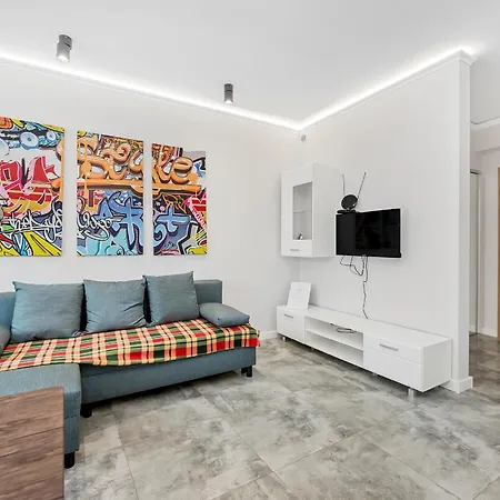 Lumina Comfy Near The Railway Station