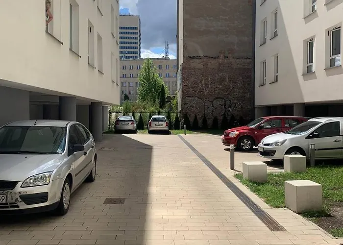 Апартаменты Lumina Comfy Near The Railway Station Лодзь