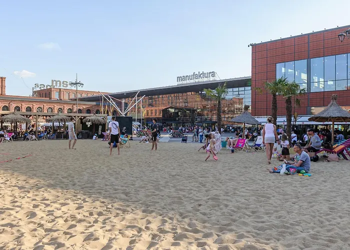 Lumina Comfy Near The Railway Station *